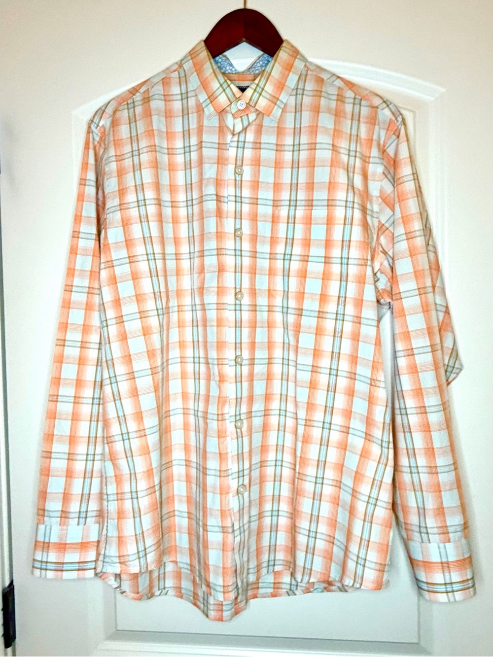 Tommy Bahama Orange and White Plaid Button-Down Longsleeve Shirt Mens M Medium